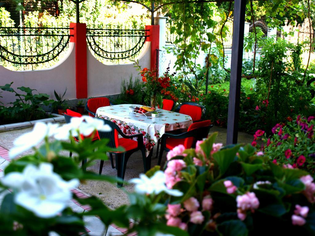 Apartamento Friendly House Ulcinj Exterior foto